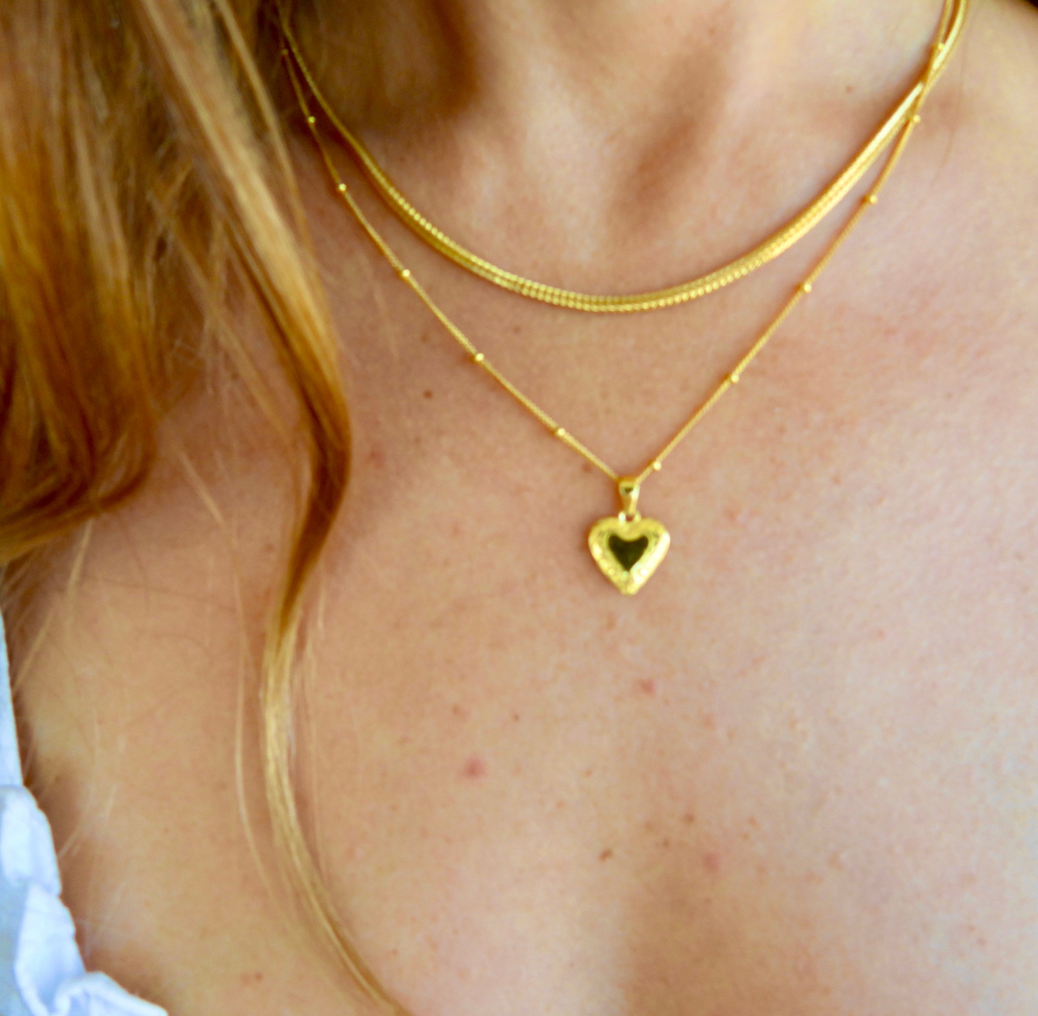 DAHLIA NECKLACE