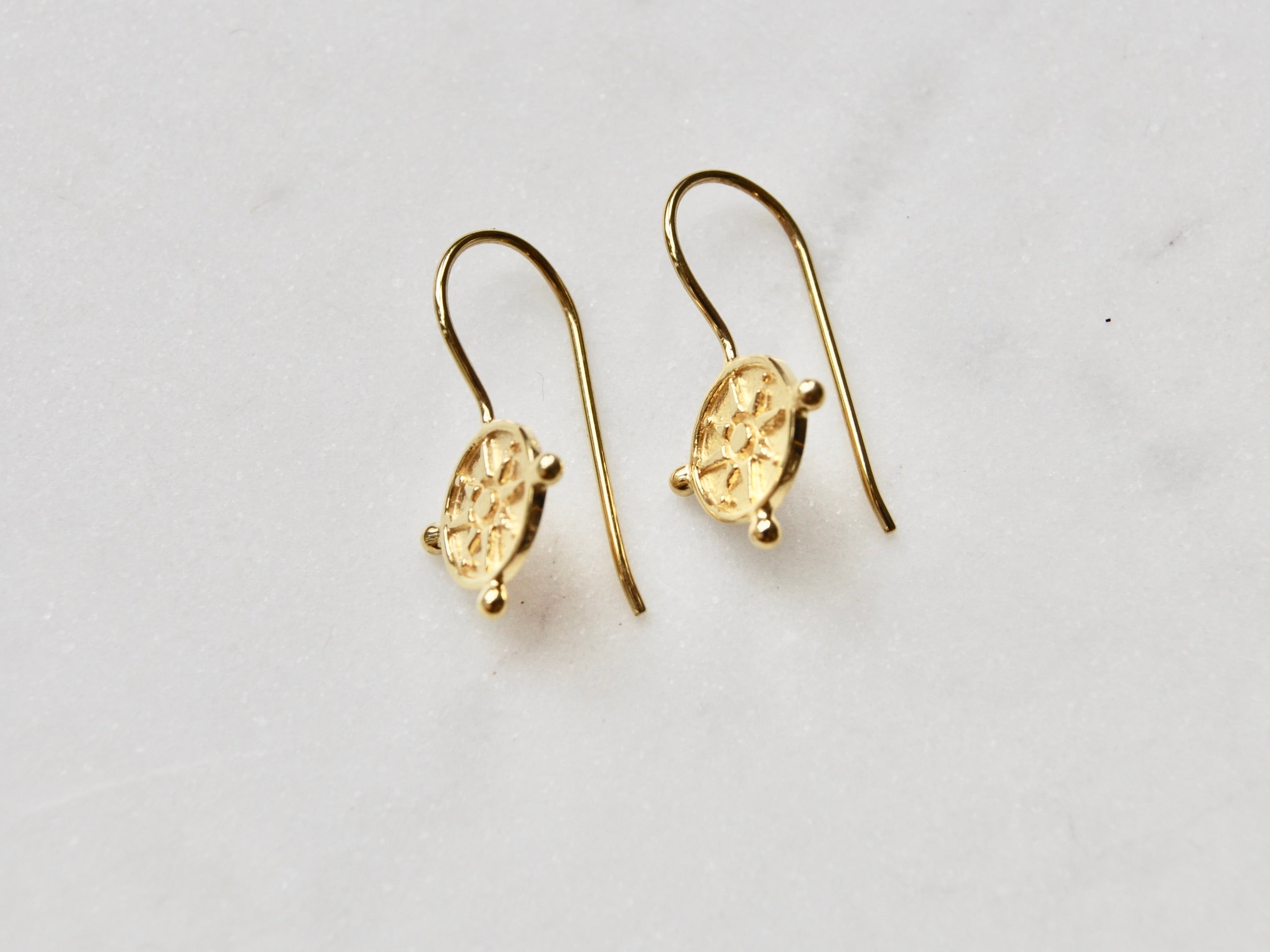 ALLEGRA HOOK EARRINGS