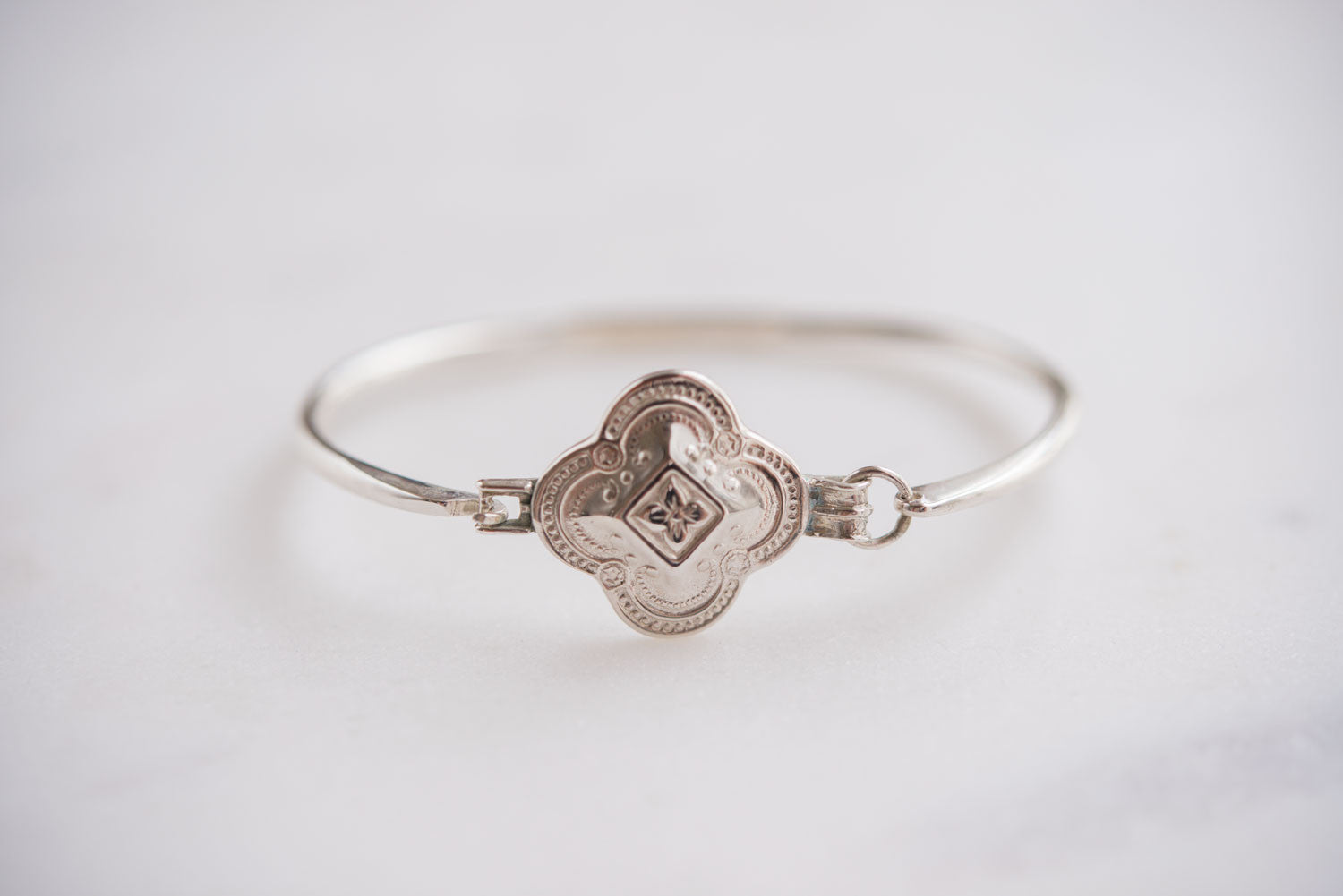 INDIRA BRACELET IN SILVER