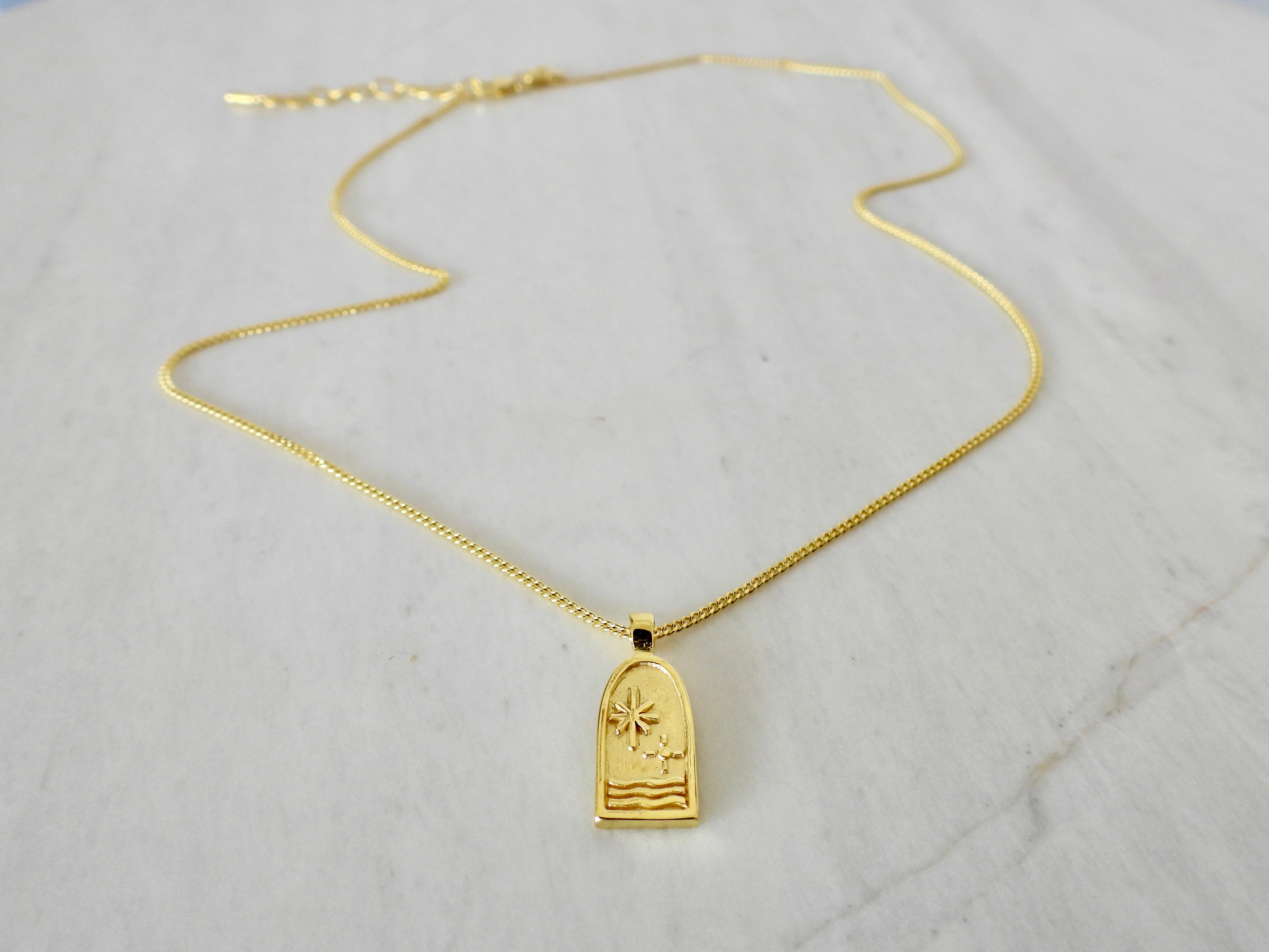 DUSK NECKLACE