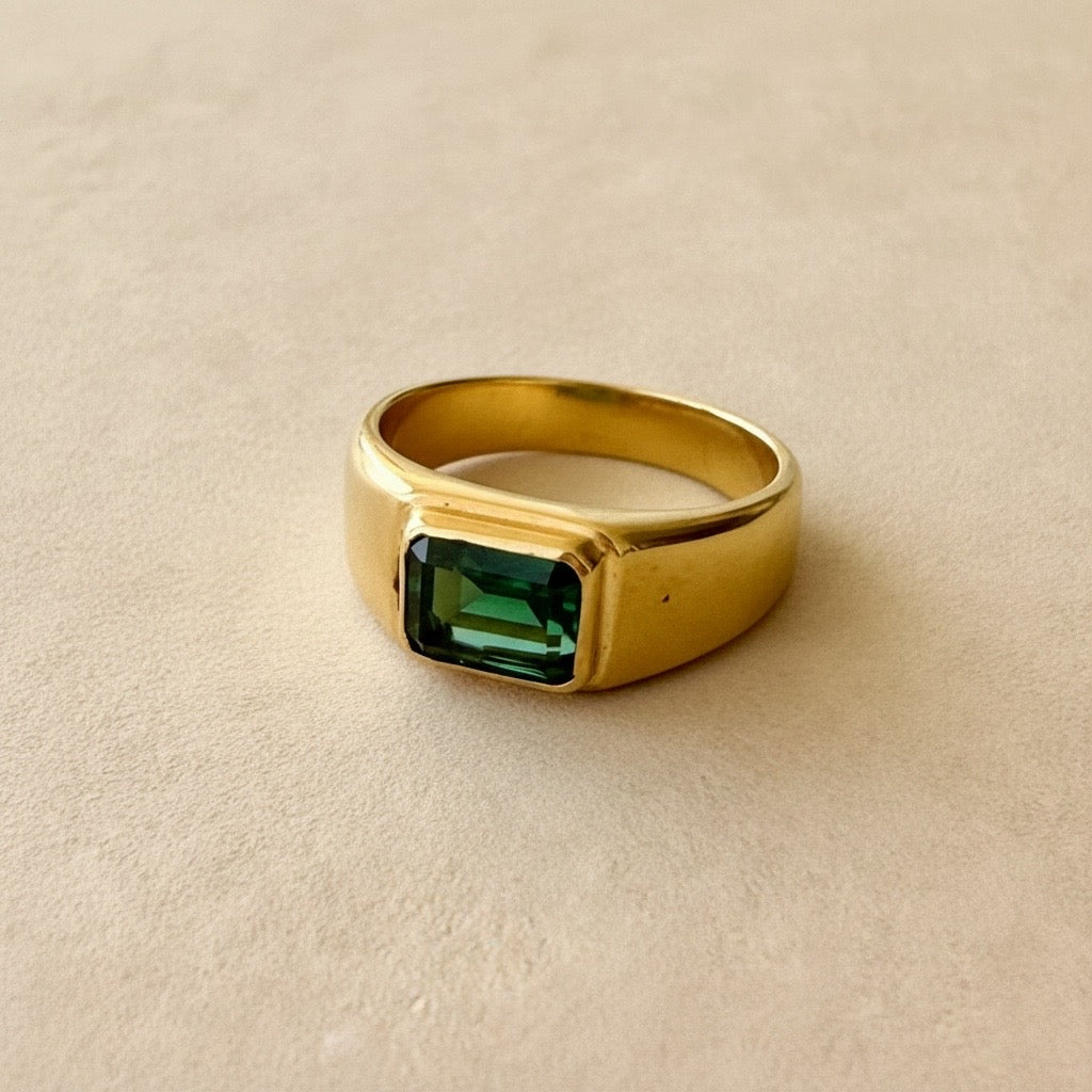 Artemis ring with Green Quartz