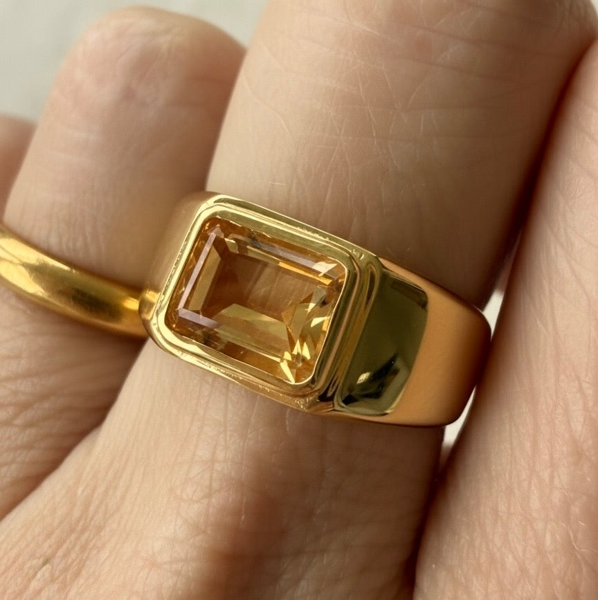Artemis ring with Citrine