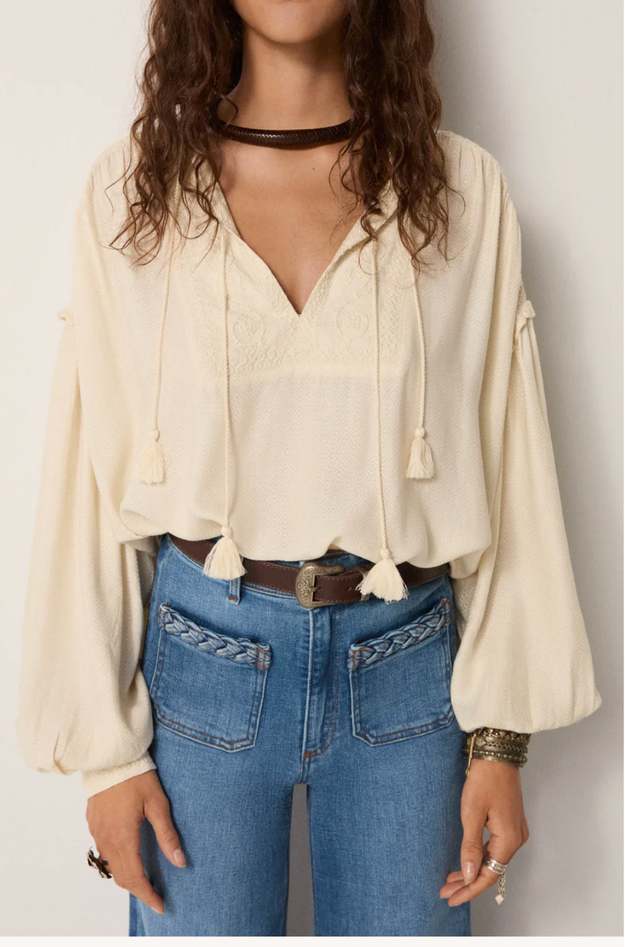 Maison Hotel Vega Blouse- Casablanca Muse